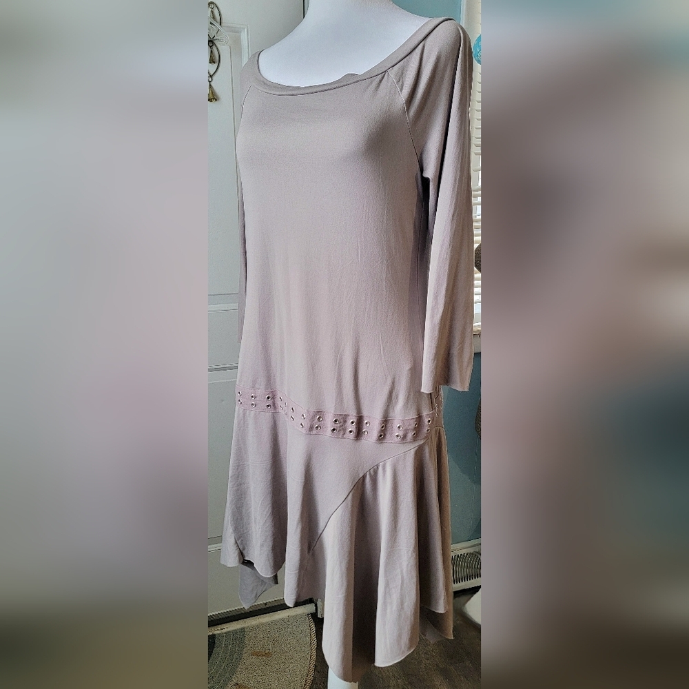 Silence + Noise UO Lorena Off-The-Shoulder Drop Waist Mini Dress Womens L Grey
